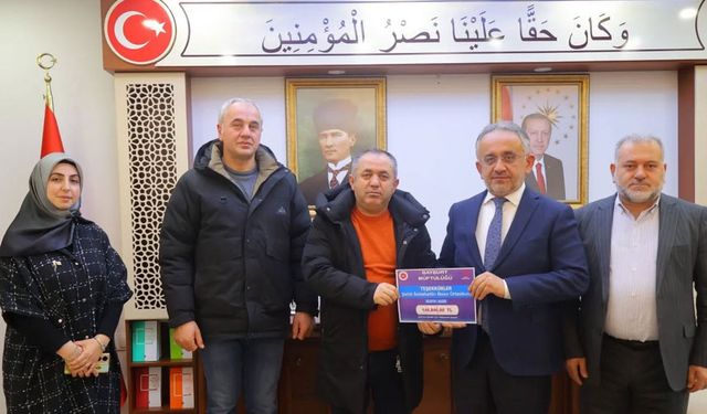 Bayburt'taki hayır çarşısında 146 bin lira toplandı