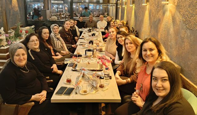 Bayburt'ta Yol-İş Sendikası’ndan Kadın Üyelerine Anlamlı Kutlama