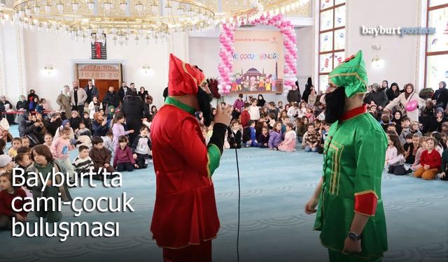 Bayburt'ta cami-çocuk buluşması