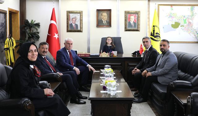 23 Nisan'da Günün Başkanı Ayşe Zülal Temel oldu