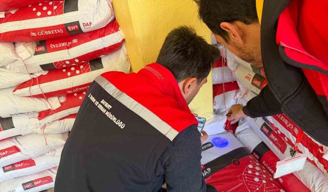 Bayburt’ta gübre bayileri denetlendi