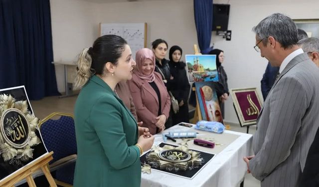 Bayburt’ta ’Sevginin Diliyle Değerlerimiz’ sergisi açıldı