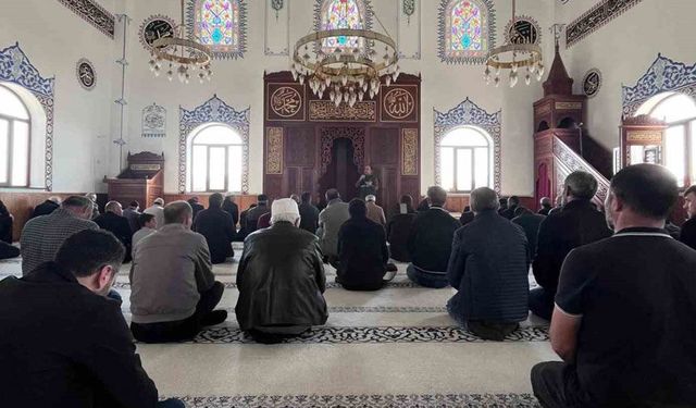 Bayburt’ta cemaate bağımlılık bilgilendirmesi