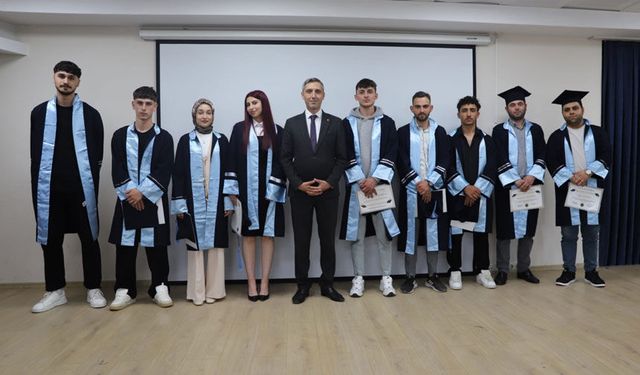 Bayburt Mesleki Eğitim Merkezinde Mezuniyet Heyecanı