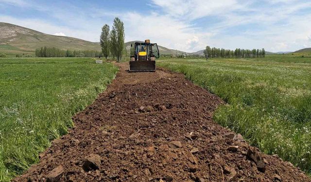 Gökçedere arazi yollarında bakım