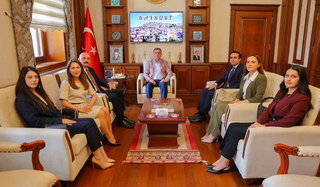 Vali Eldivan, Görev Yeri Değişen Yargı Mensuplarını Ağırladı