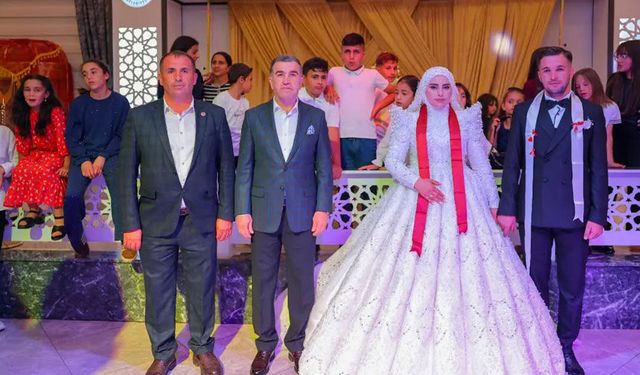 Gökçedere Belediye Başkanı Mikdat Şeker'in mutlu günü