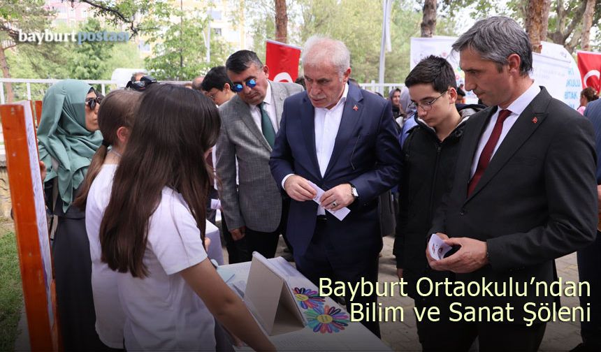 Bayburt Ortaokulu'ndan Bilim ve Sanat Şöleni: TÜBİTAK 4006 Bilim Fuarı Açıldı!