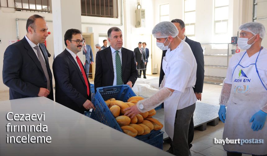 Vali Eldivan, cezaevinde kurulan ekmek fırınında incelemelerde bulundu
