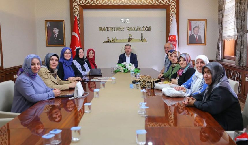 Bayburt'ta Kadın İstihdamı ve El Emeği Ürünler konuşuldu