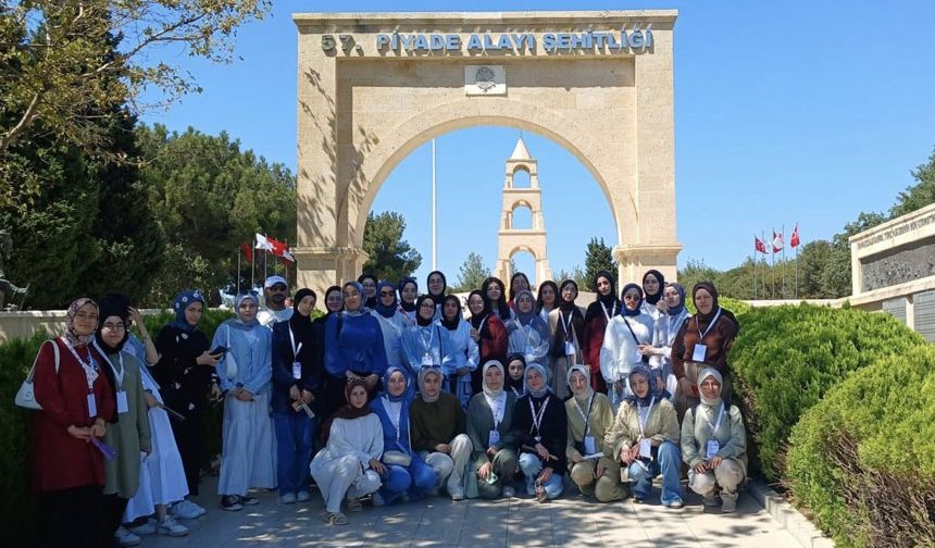 Bayburtlu öğrenciler Çanakkale'den unutulmaz anılar döndü