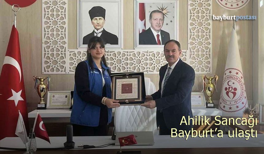 Genç Ahiler Buluşması Kapsamında Ahi Sancağı Bayburt'a Teslim Edildi