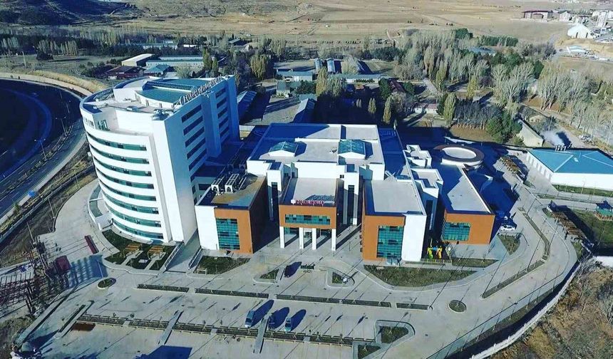 Bayburt Devlet Hastanesi'nde yoğun eylül: 45 binden fazla kişi muayene edildi