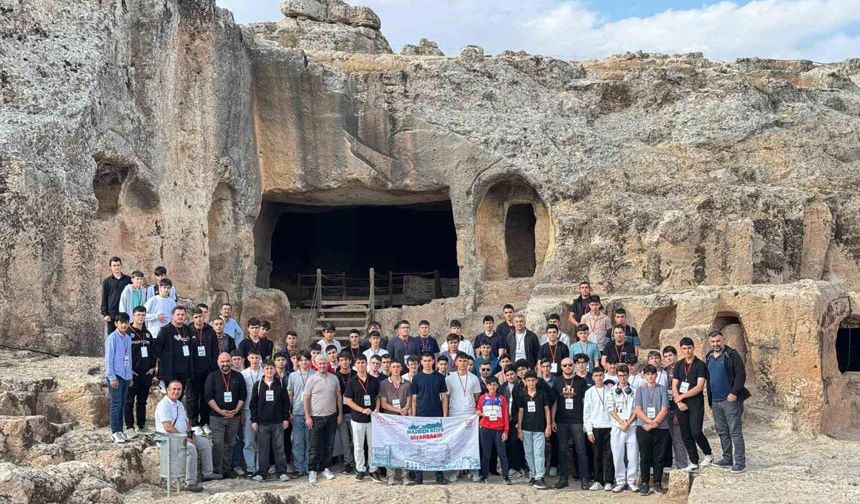 MEB’den Bayburtlu Öğrencilere Tarih Köprüsü