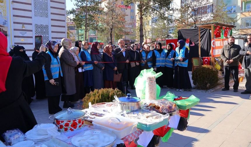 Bayburt'tan Filistin İçin Hayır Çarşıları Kuruldu