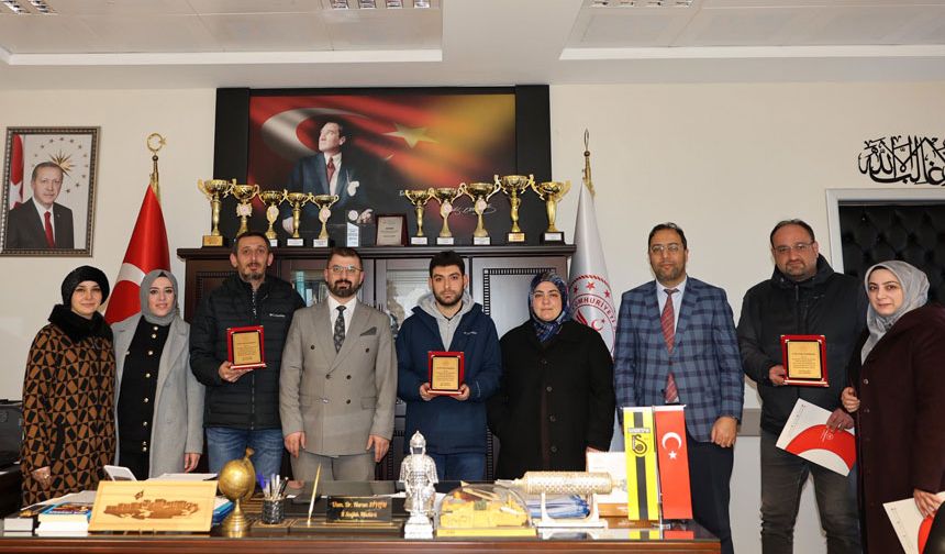 Uzman Dr. Sivlim'den Kanser Taramalarında Üstün Başarı Gösteren Ekibe Teşekkür