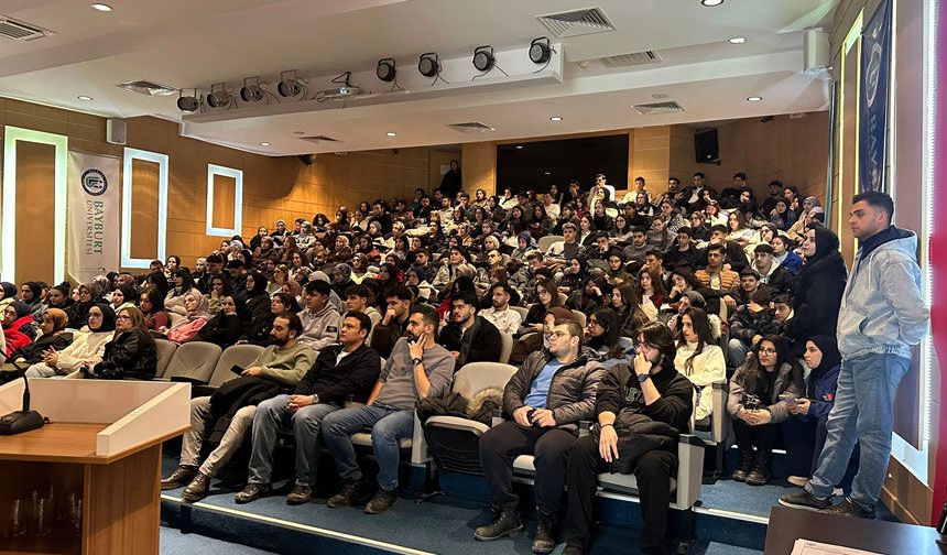 Bayburt Üniversitesinde "Staj Serüveninde USP" Eğitimleri