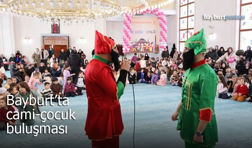 Bayburt'ta cami-çocuk buluşması