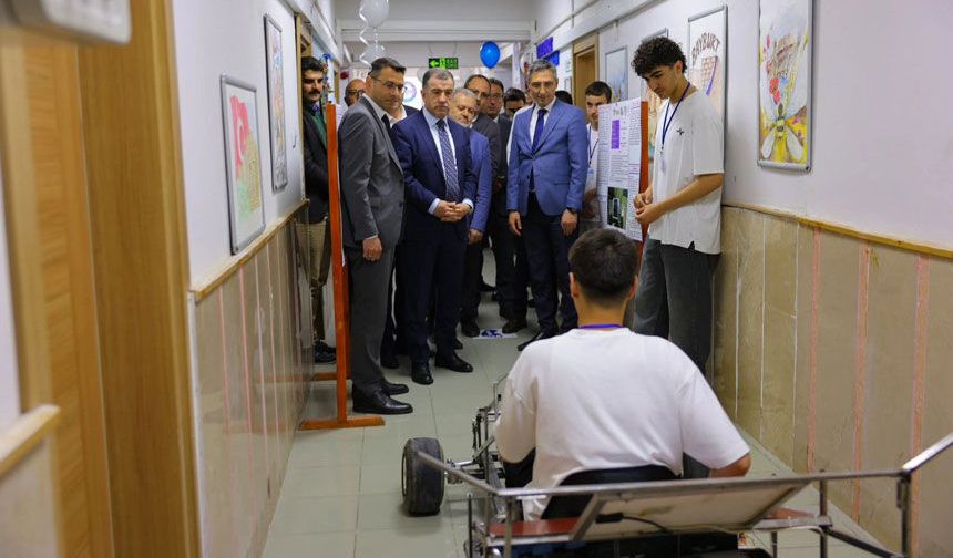Bayburt BİLSEM öğrencilerinden bilim fuarı
