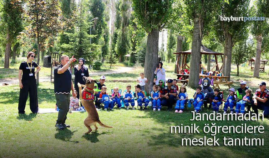 Bayburt İl Jandarma Komutanlığından miniklere meslek tanıtımı