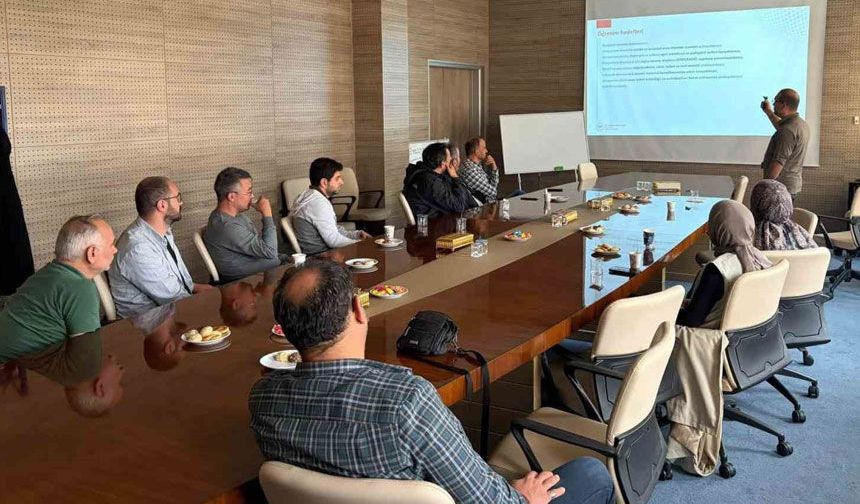 Bayburt'ta Aile Hekimlerine Anne Sağlığı Eğitimi